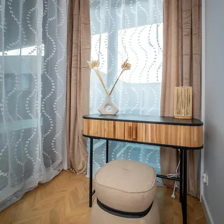 Boho Grunwaldzka 25 *